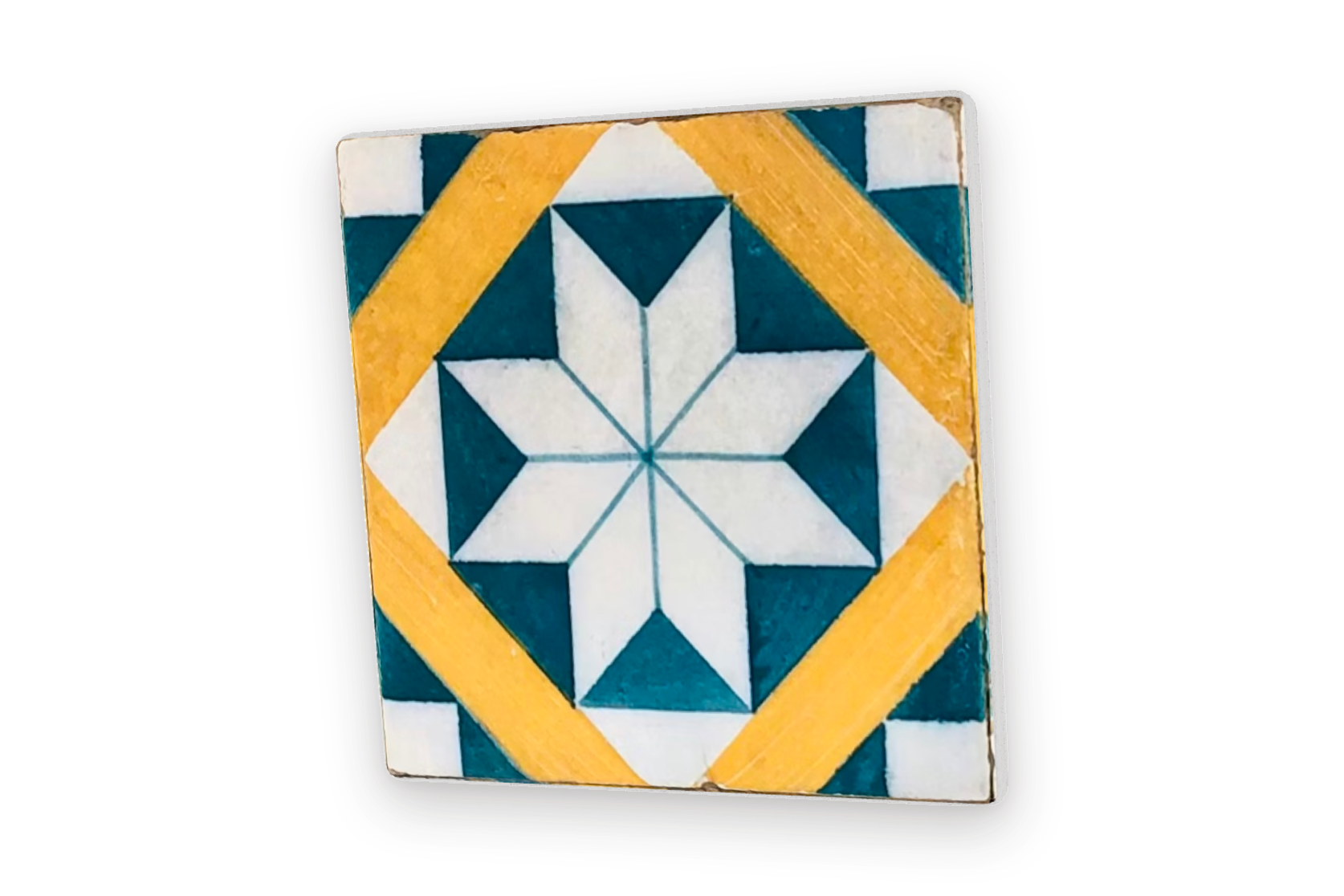 The 3D viewer with a tile turned to a three-quarter angle, showing its ceramic thickness